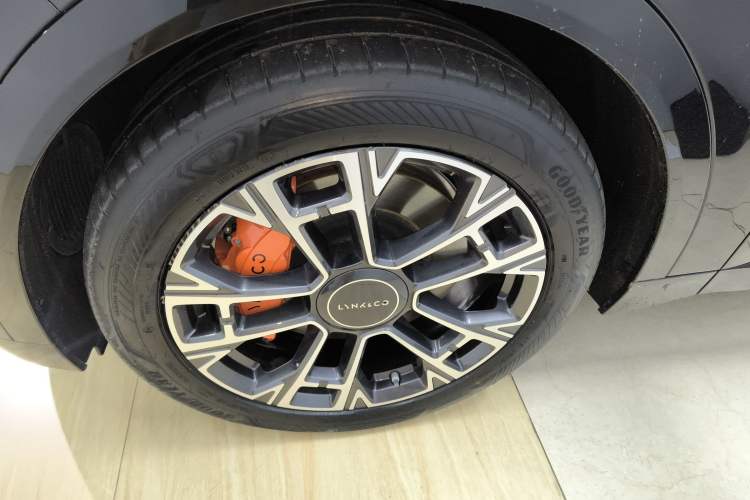Used Lynk & Co 900 2025 1.5T Ultra Exterior 4