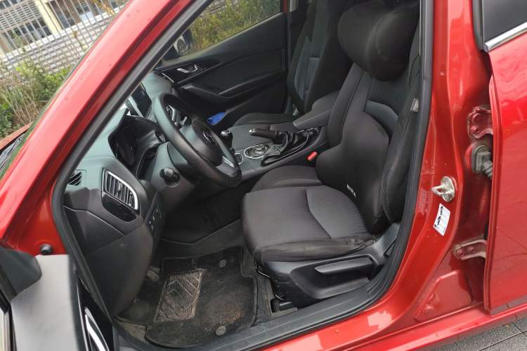 Used Mazda 3 Axela 2016 Sedan 1.5L Manual Comfort Model Left Front Seat