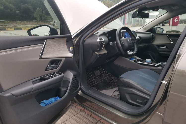 Used Citroen C5 X 2021 1.6T Enjoy the Extraordinary Driver Seat