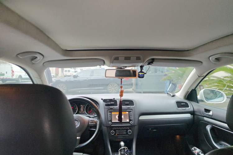 Used Volkswagen Golf 2011 1.4 TSI Luxury Touring Edition
