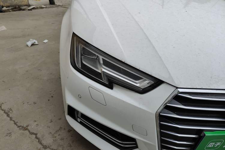 Used Audi A4L 2019 40 TFSI Ambition China VI
