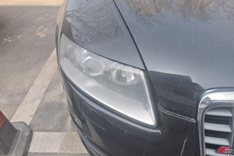 Used Audi A6L 2011 2.0 TFSI Automatic Standard Edition Right Front Headlight