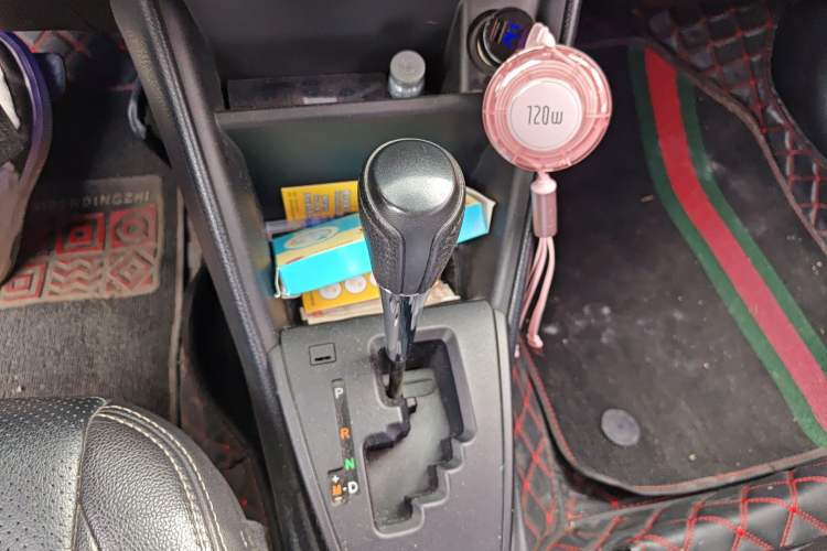 Used Toyota Vios 2017 1.5L CVT Innovation Edition Gear Lever