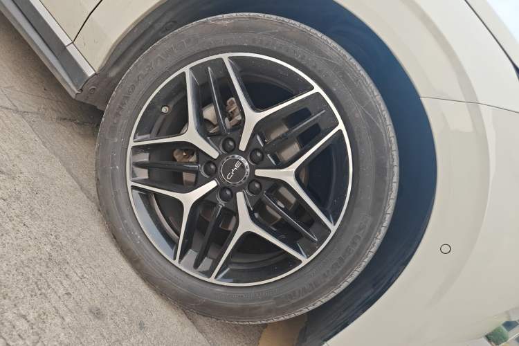 Used BYD Seal 06 New Energy 2025 EV 545KM Flagship Edition Right Front Wheel Hub