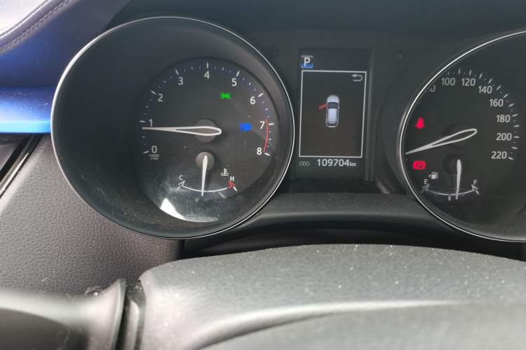 Used Toyota IZOA 2018 2.0L Yichi Version China VI Standard Odometer Close Up