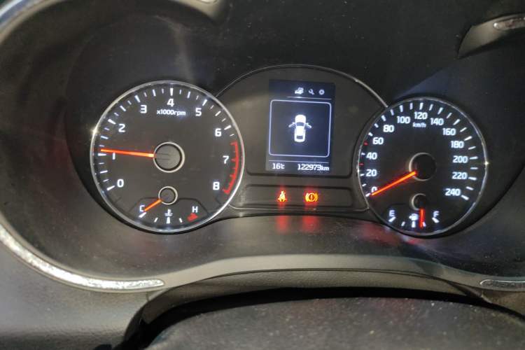 Used Kia K3 2016 1.6L Manual GL Odometer Close Up