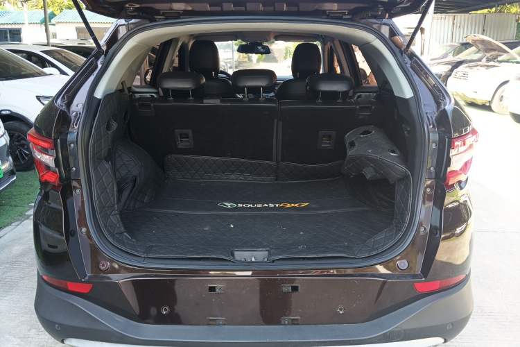 Used Soueast DX7 2019 1.5T Automatic Smart Connect Fashion Edition China VI Standard