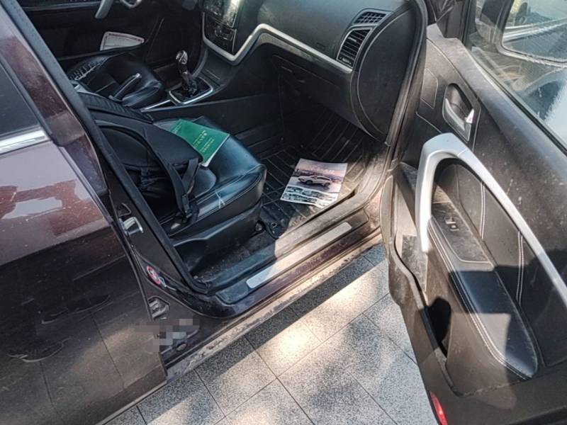 Used Geely Auto Emgrand 2015 Sedan 1.5L Manual – Top Trim Level — 28