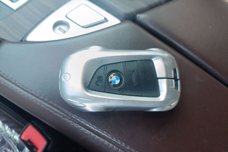 Used BMW 5 Series 2014 525Li Luxury Design Package
