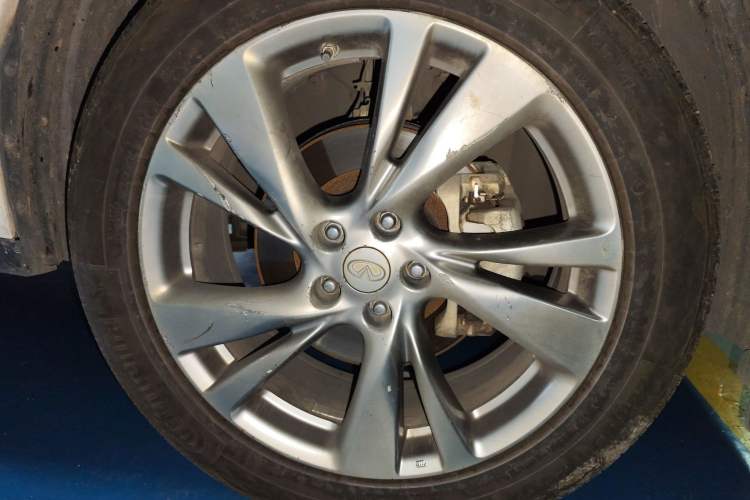 Used Infiniti JX 2013 JX35 4x4 All-Terrain Edition
