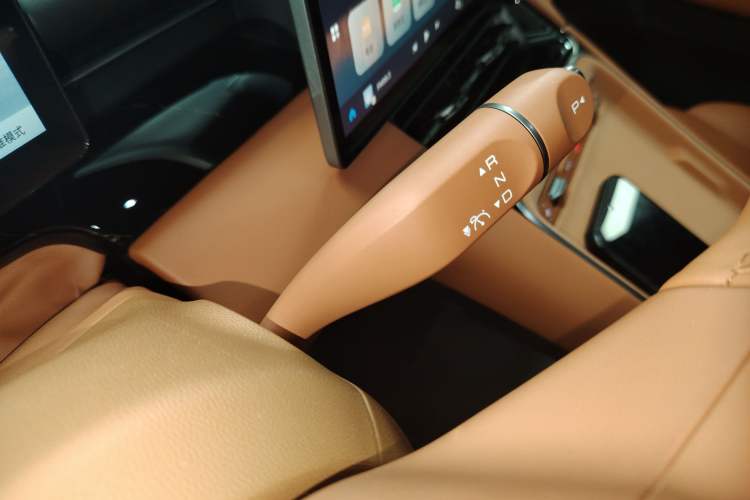 Used Wuling Xingguang S 2025 Model, 130km Flagship Edition