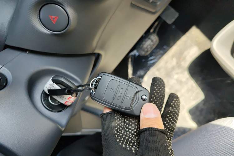 Used Wuling Zhiguang New Energy 2025 Model 305km Ambitious Edition Interior 1