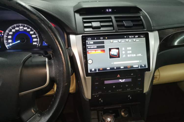 Used Toyota Camry 2015 2.0G Premier Edition
