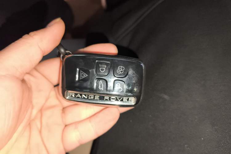 Used Land Rover Discovery 2012 5.0 V8 SE