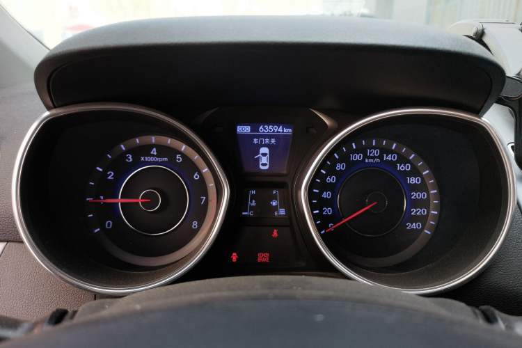 Used Hyundai Elantra (5th Generation / Langdong) 2016 1.6L Manual Luxury Model Instrument Cluster