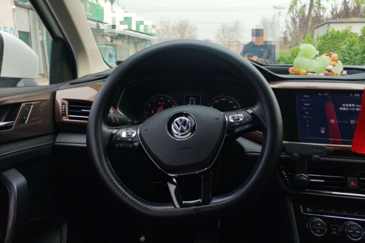 Used Volkswagen Tharu 2020 280TSI Two-Wheel Drive Luxury Edition China VI Standard Steering Wheel