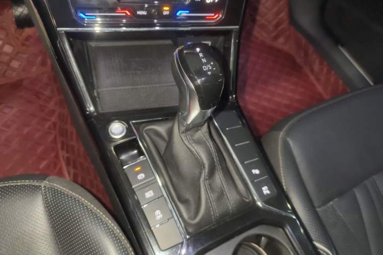 Used Volkswagen Passat 2023 Facelift 330TSI Luxury Edition