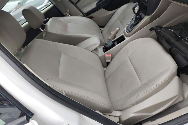 Used Ford Focus 2015 Sedan 1.6L Automatic Comfort Model Right Front Seat