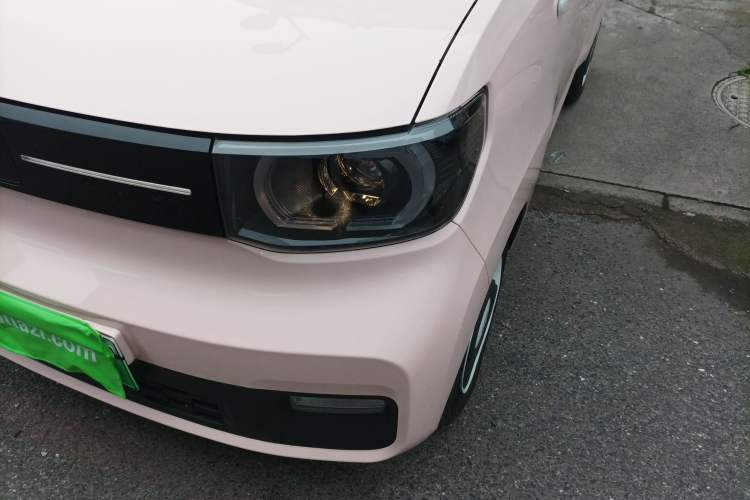 Used Wuling Hongguang MINIEV 2021 Macaron Premium Model – Lithium Iron Phosphate Left Front Headlight