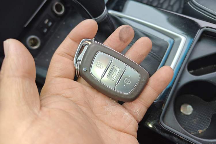 Used Hyundai Mistra 2017 1.6T Automatic Smart GLS China V Standard Vehicle Key