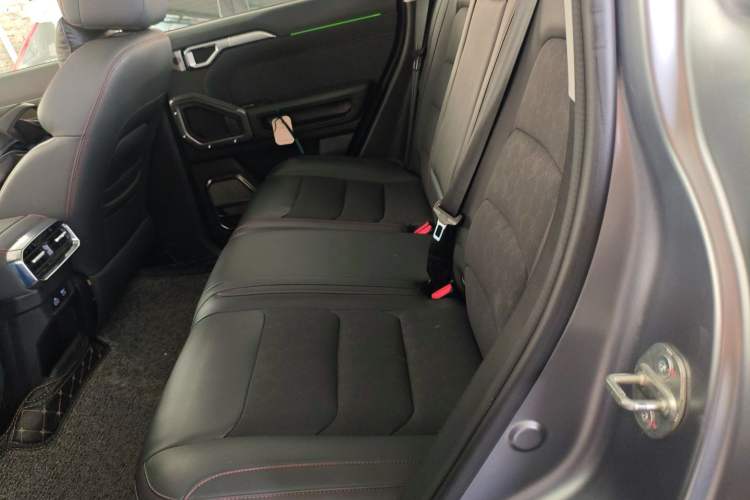 Used JETOUR Traveler 2023 2.0T All-Wheel-Drive CrossPRO
