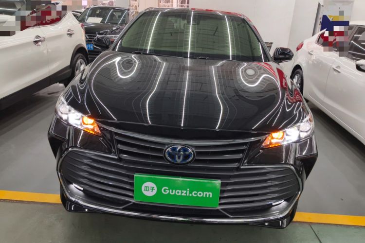 Used Toyota Avalon 2019 Dual-Engine 2.5L Luxury Edition China VI Standard