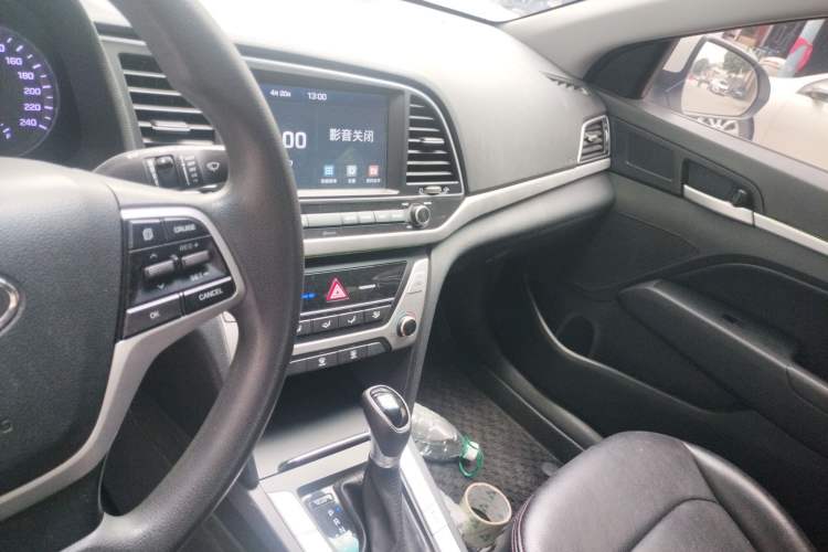 Used Hyundai Elantra (6th Generation / Lingdong) 2016 1.6L Automatic ZhiXuan – Elite Version
