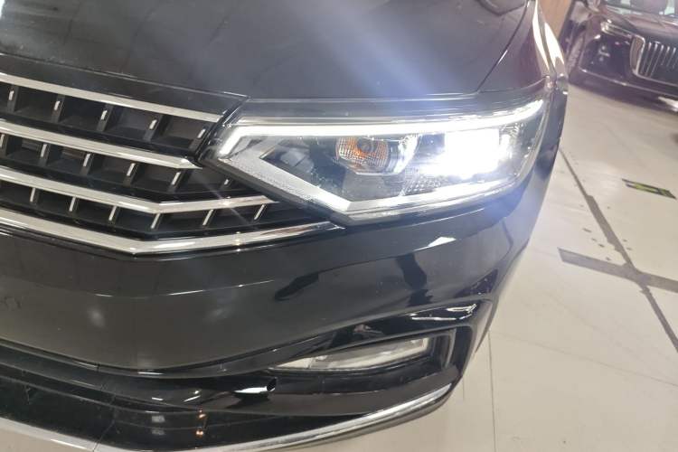 Used Volkswagen Magotan 2025 Zhongxiang Version 280TSI DSG Comfort Edition