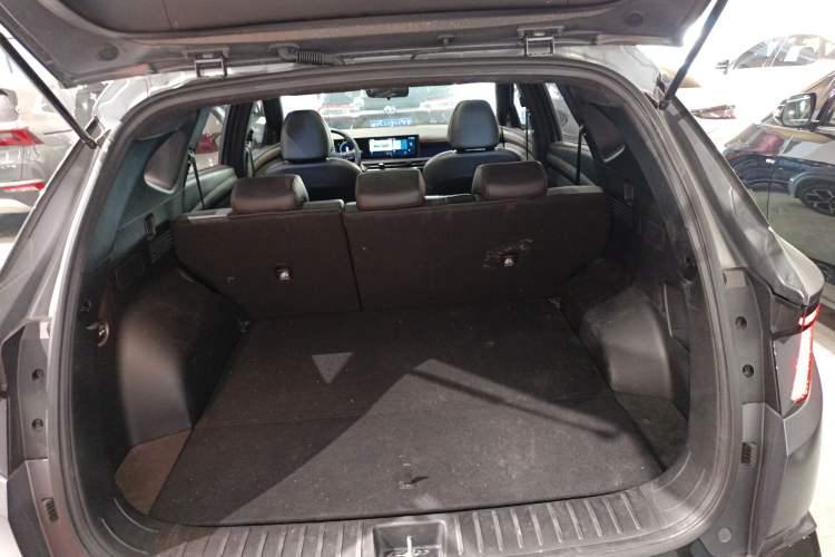 Used Hyundai Tucson 2025 Tucson L 1.5T Prestige N-Line Trunk