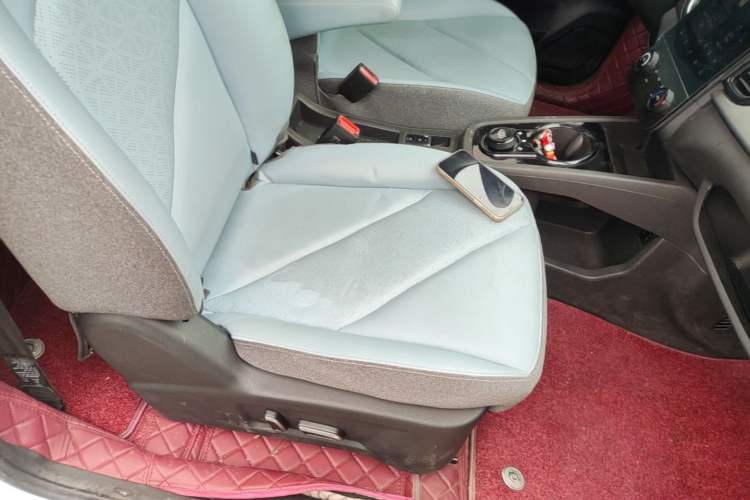 Used Chery QQ Little Ant 2024 Youth Edition 251km True Love Edition 23.99 kWh
