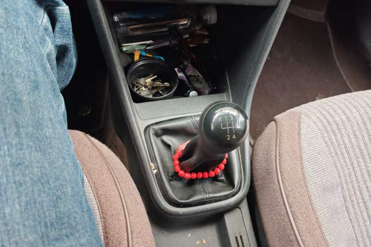 Used Volkswagen Santana 2013 1.6L Manual Fashion Edition Gear Lever