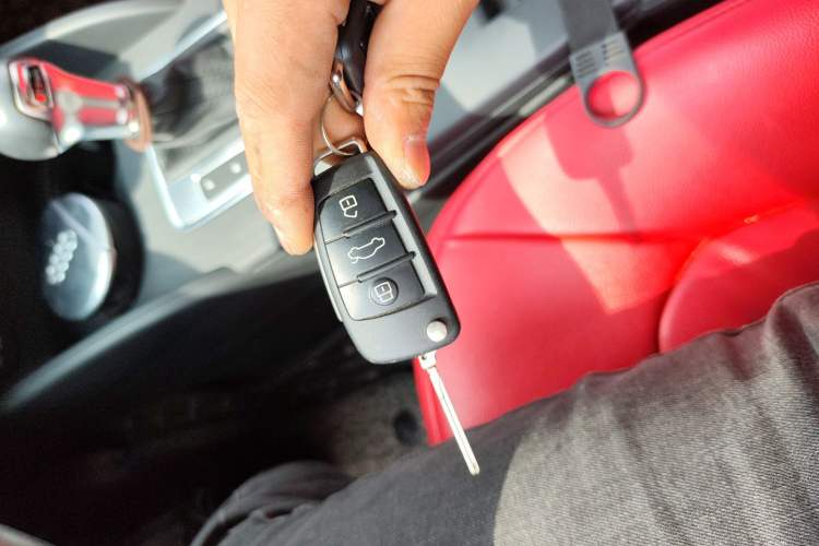 Used Audi A3 2020 Sportback 35 TFSI Ambition China VI Vehicle Key