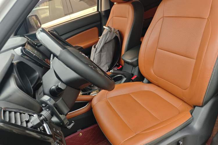 Used CHANGAN OSHAN CX70 2017 CX70T 1.5T Automatic Zunqing Edition