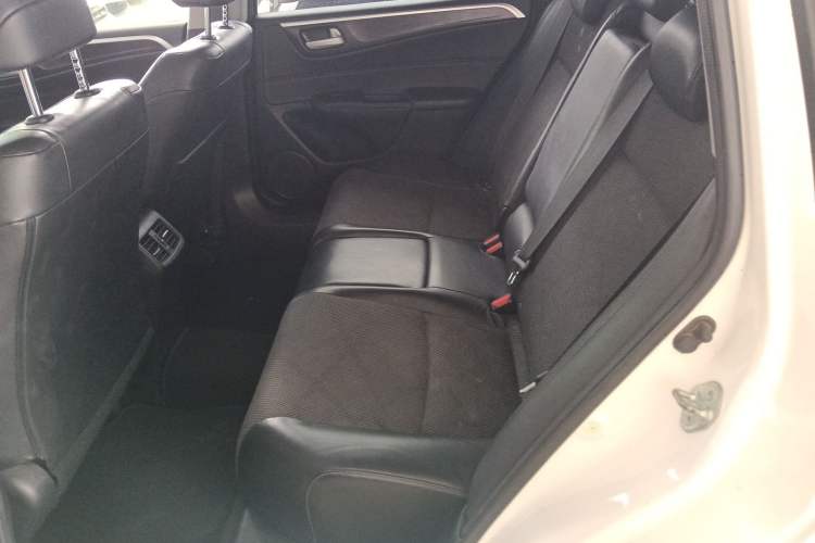 Used Honda Jade 2014 1.8L Automatic Comfort Elite Version 5 Seats