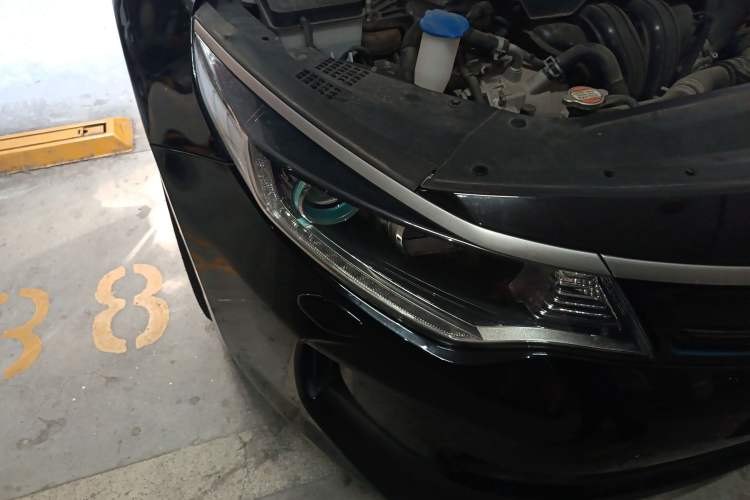 Used Kia K5 New Energy 2018 2.0L ZhiZun Edition
