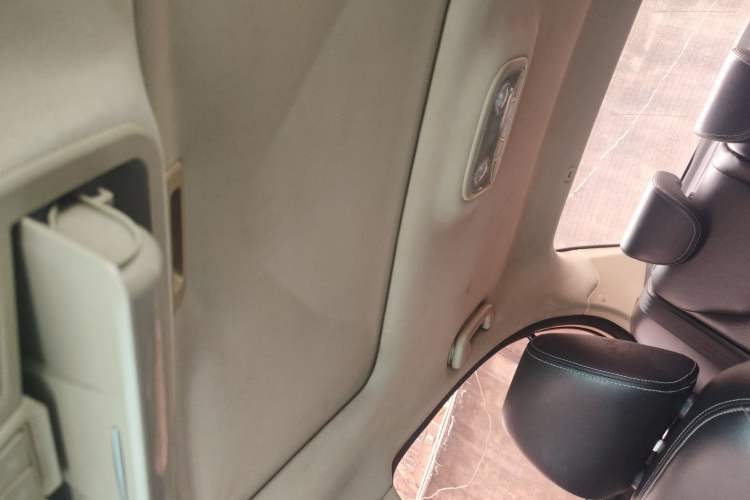 Used Geely Auto Emgrand 2017 Sedan Million Edition 1.3T CVT Upward Version
