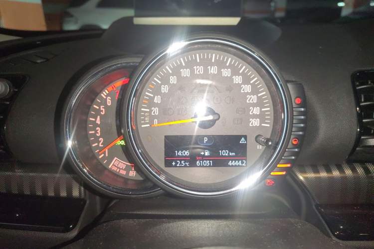 Used MINI Clubman 2016 Revised Version 2.0T COOPER S Connoisseur Edition
