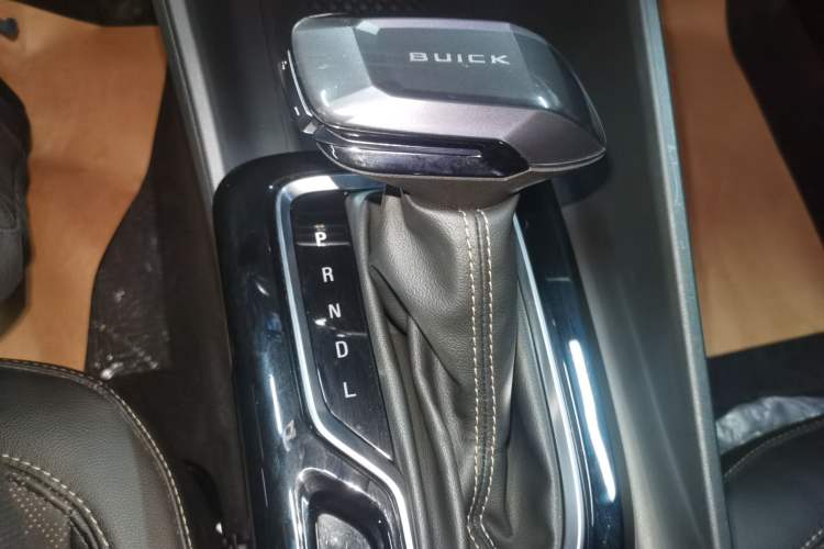 Used Buick Verano 2023 Pro Enjoyment Edition Gear Lever