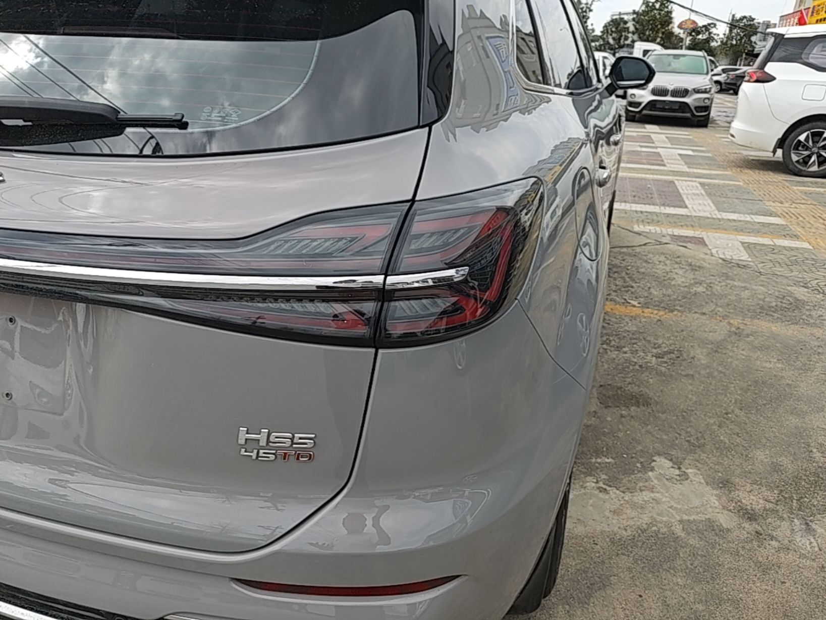 Hongqi HS5 2023 2.0T Four-Wheel Drive Flagship Pro Edition - Chinese Trim Xiang — снимка 9