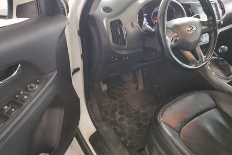 Used Kia Sportage R 2016 2.0L Automatic Two-Wheel Drive DLX Driver Seat