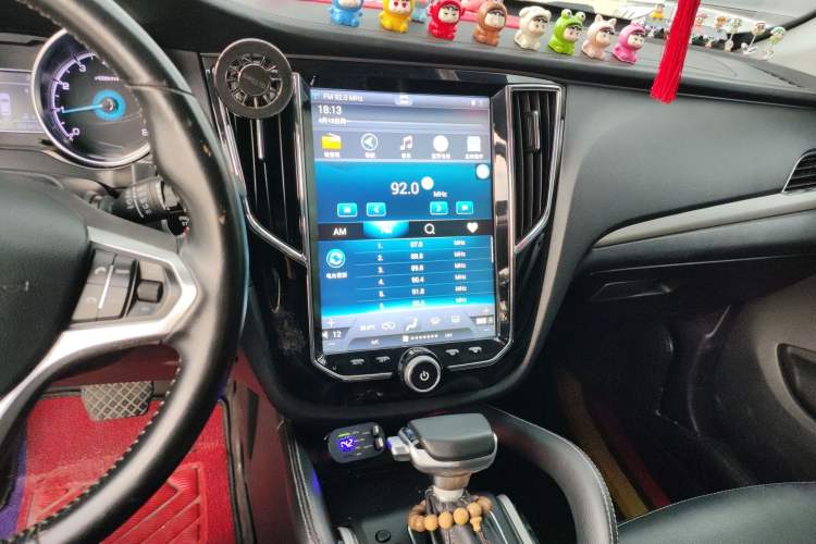 Used Zotye SR7 2016 1.5T CVT Cube Heart Edition China V Standard Audio And AC Panel