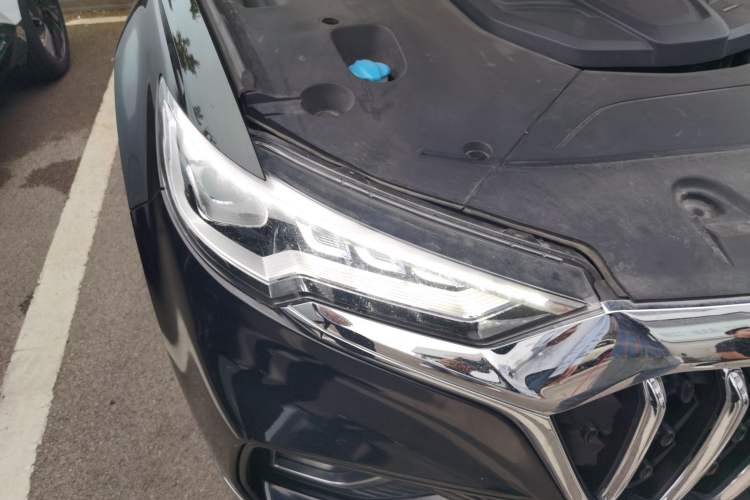 Used Hongqi HS5 2019 2.0T Smart Connect Flagship All-Wheel-Drive Version
