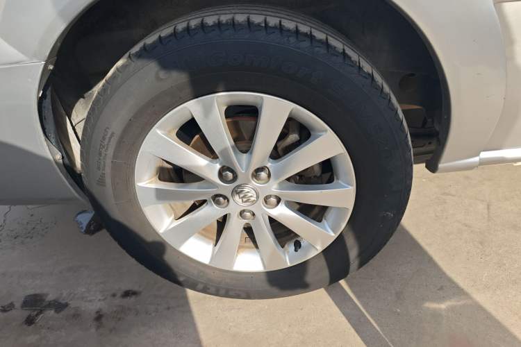 Used Buick GL8 2014 2.4L Classic Edition