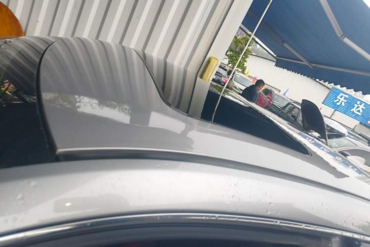 Used Dongfeng Aeolus Yixuan 2021 230T Automatic Chasing Shadow Edition Roof