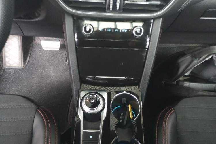 Used Ford Escape 2024 EcoBoost 245 Four-Wheel Drive ST-Line Pro Trim