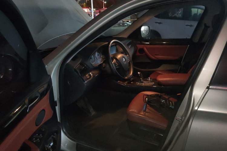 Used BMW X3 2013 xDrive20i Luxury Edition Driver Seat