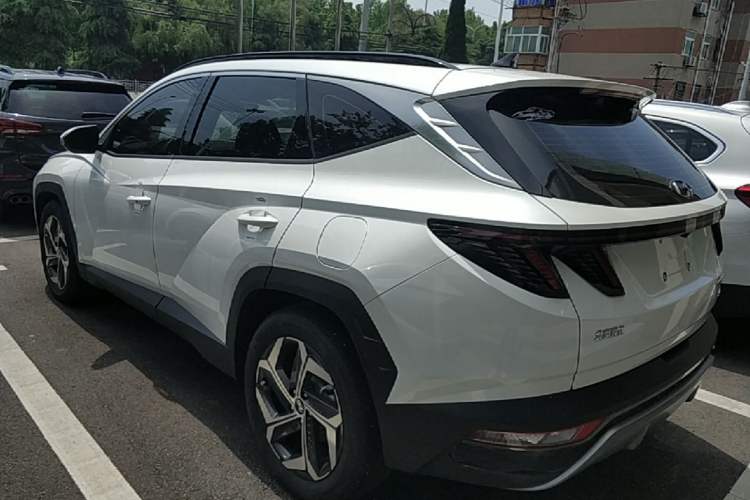 Used Hyundai Tucson 2023 Tucson L 1.5T Automatic Two-Wheel Drive DLX Luxury Edition
