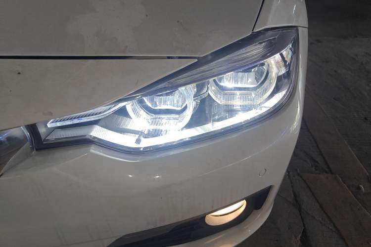 Used BMW 3 Series 2017 318Li Fashion Model
