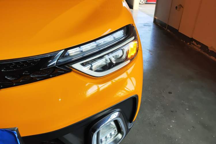 Used Dongfeng Aeolus AX4 2017 1.6L DCT Trendy Style
