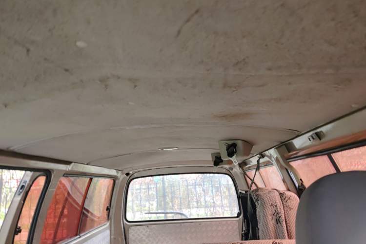 Used Jinbei Express 2017 2.0L Comfort Version V19
